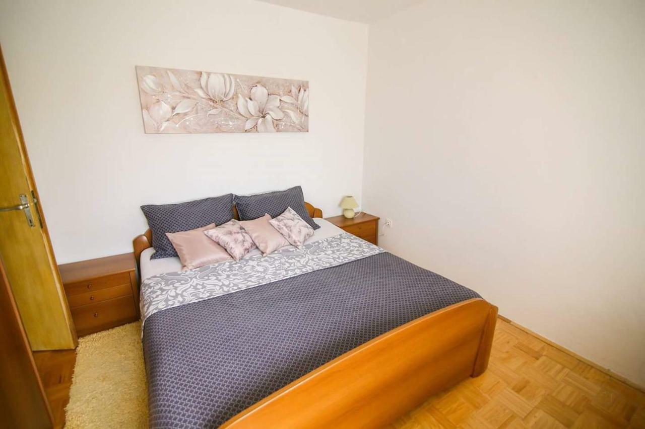 Kuca Za Odmor Luca Apartment Posedarje Exterior photo